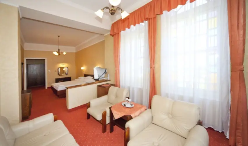 Astoria Hotel s tterem Balatonfred
