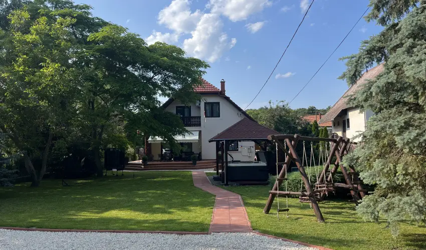 Aventurin House Révfülöp