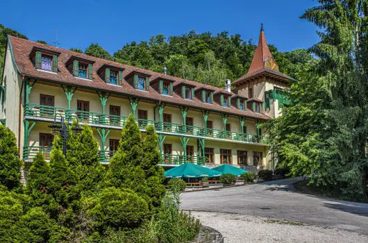 Hotel Bakony, Bakonybl, Balatonfred - 30 km