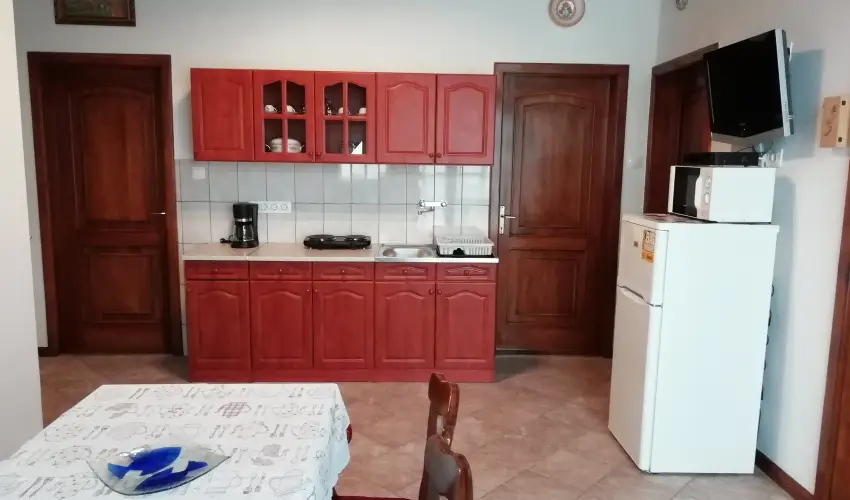 Balla Apartmanhz Sifok