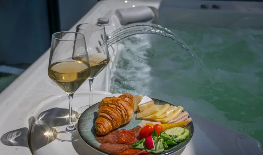 BJ81 Suite Hotel Si�fok