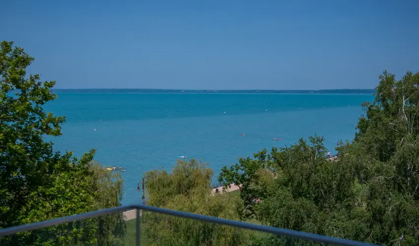 BJ81 Suite Hotel Si�fok