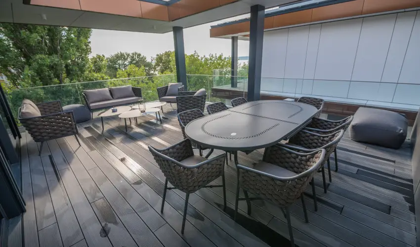 BJ81 Suite Hotel Si�fok