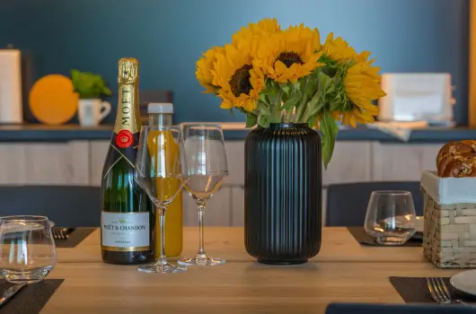 BJ81 Suite Hotel, Sifok, Balatonfred - 16 km