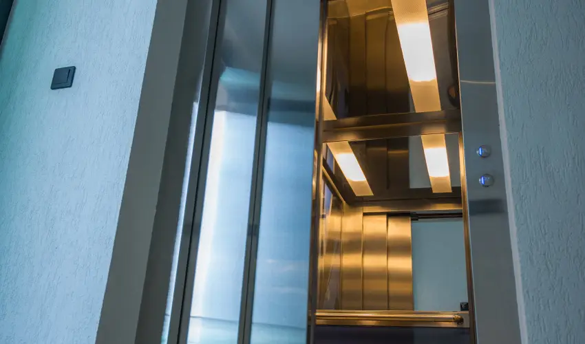 BJ81 Suite Hotel Si�fok