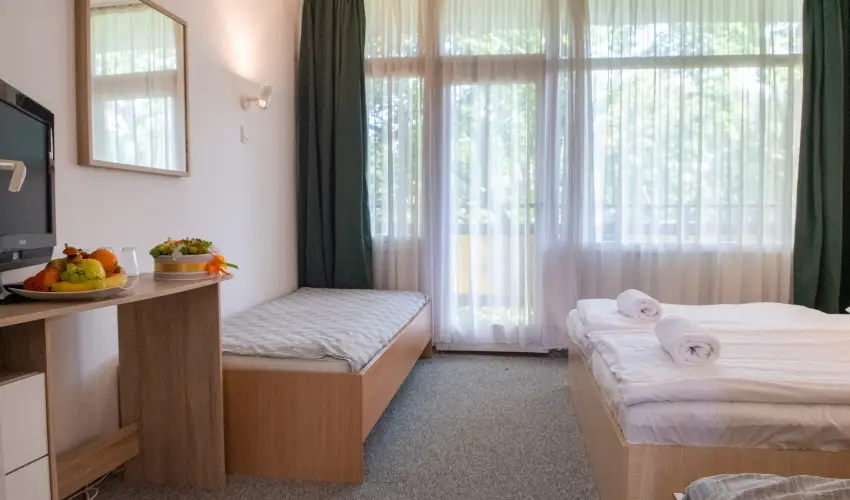 CE Napf�ny Hotel  Si�fok