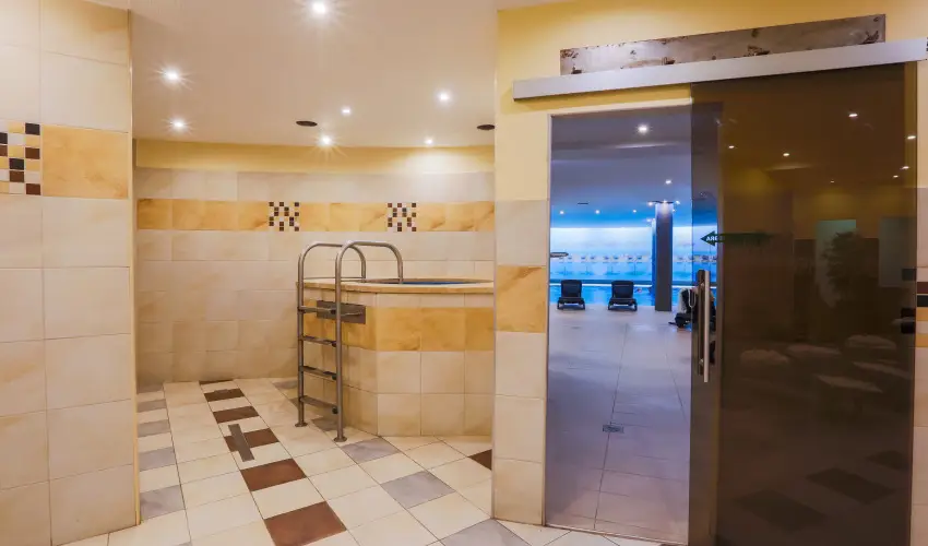 CE Plaza Hotel Sifok