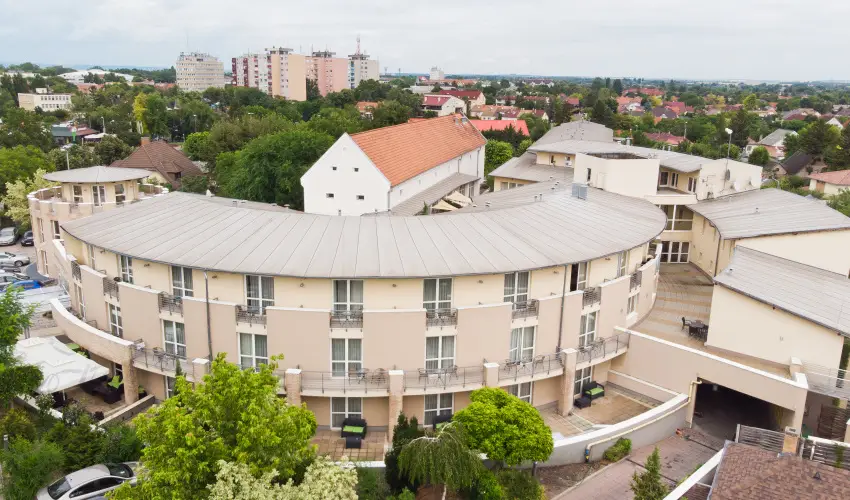 CE Plaza Hotel Sifok