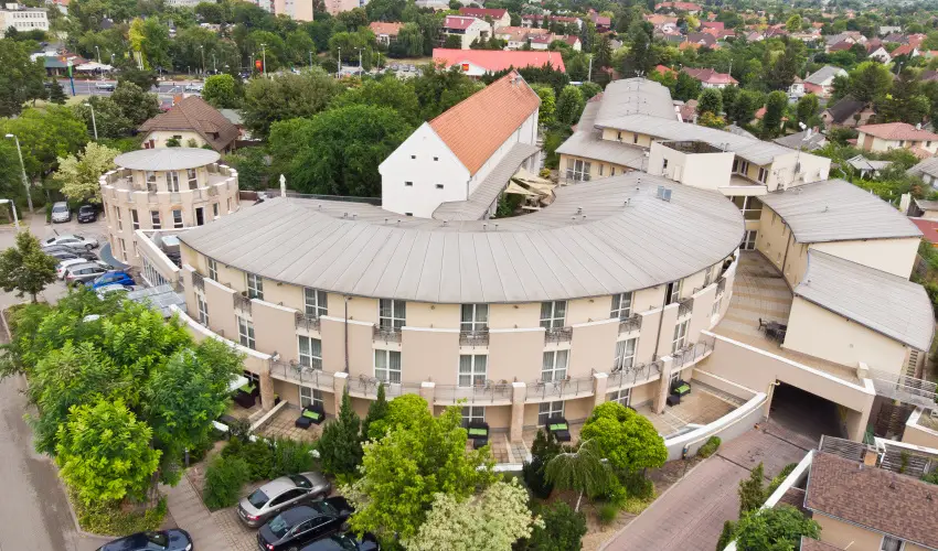 CE Plaza Hotel Sifok