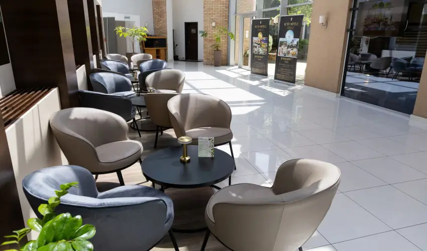 CE Plaza Hotel Sifok