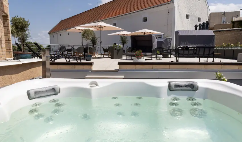 CE Plaza Hotel Sifok