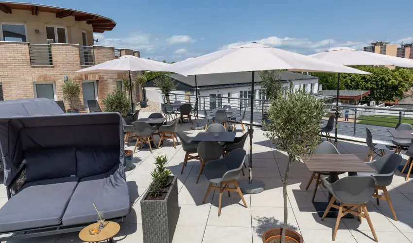 CE Plaza Hotel Sifok