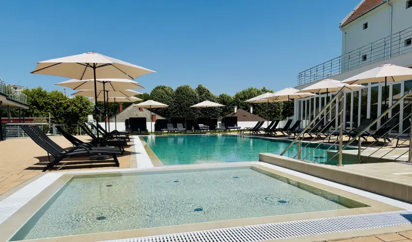 CE Plaza Hotel Sifok