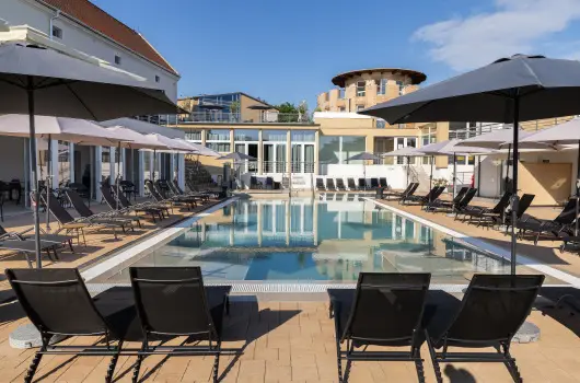 CE Plaza Hotel, Si�fok, Balatonf�red - 15 km