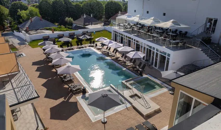 CE Plaza Hotel Sifok