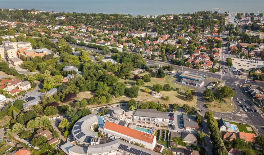 CE Plaza Hotel Sifok