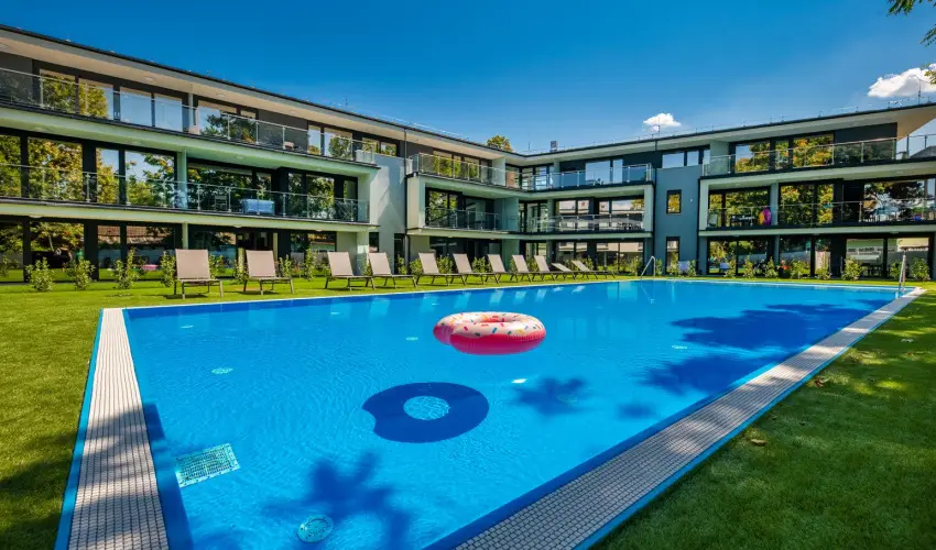 H55 Balatonlelle Apartmanházak Balatonlelle