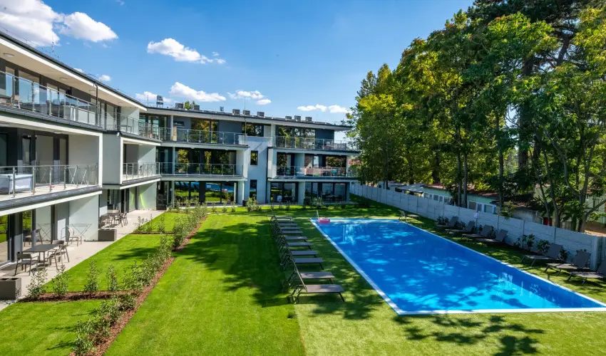 H55 Balatonlelle Apartmanházak Balatonlelle