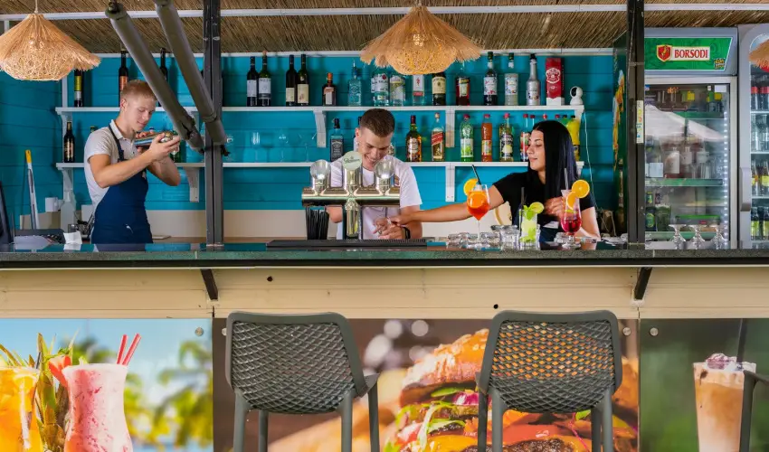 Holiday Resorts Balatonszrsz