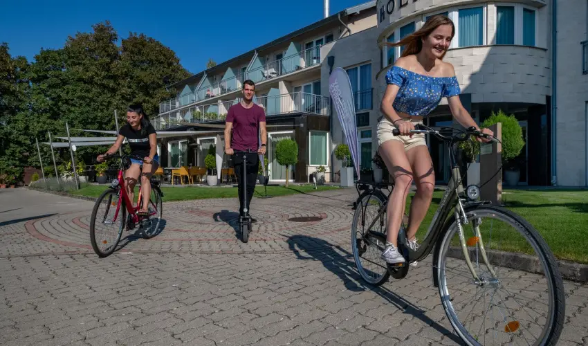 Holiday Resorts Balatonszrsz