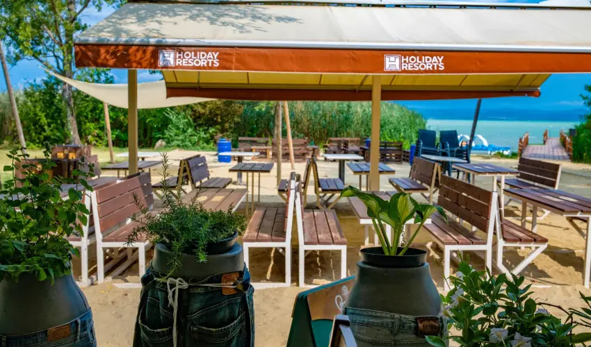 Holiday Resorts Balatonszrsz