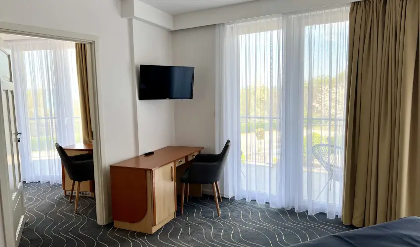 Holiday Resorts Balatonszrsz