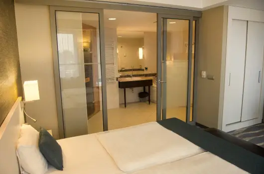 Hotel Az�r, Si�fok, Balatonf�red - 14 km