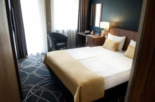 Hotel Az�r, Si�fok, Balatonf�red - 14 km