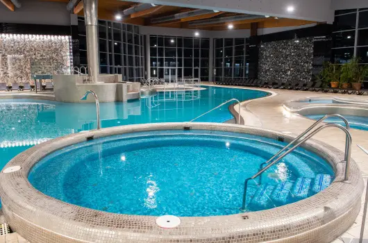 Hotel Az�r, Si�fok, Balatonf�red - 14 km