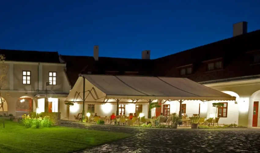 Hotel Historia & Historante Veszprm