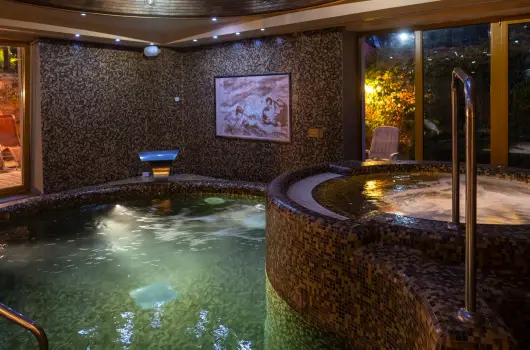 Hotel Laroba, Als��rs, Balatonf�red - 8 km