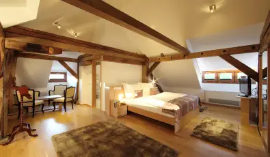 Hotel Historia Malomkert Veszpr�m