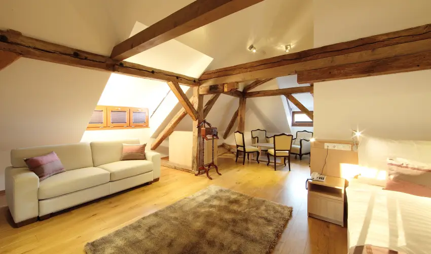 Hotel Historia Malomkert Veszpr�m