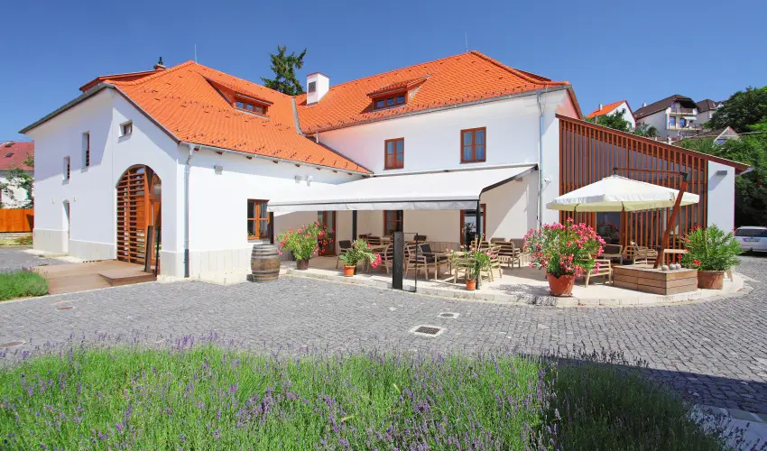 Hotel Historia Malomkert Veszpr�m