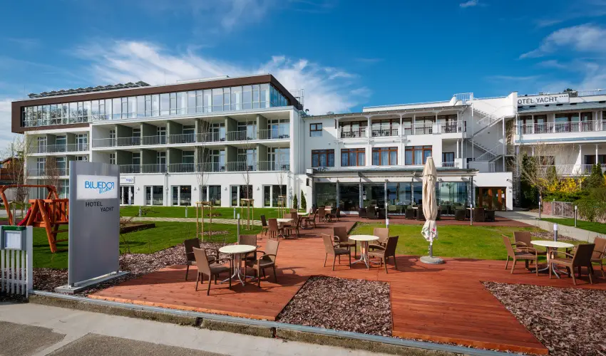 Hotel Yacht Wellness & Business Sifok