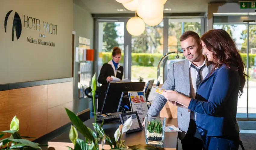 Hotel Yacht Wellness & Business Sifok