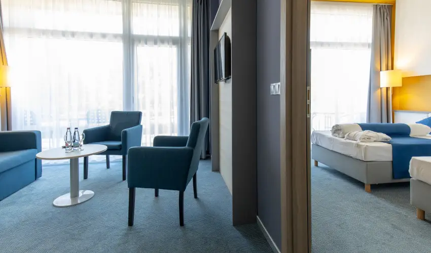 Hotel Yacht Wellness & Business Sifok