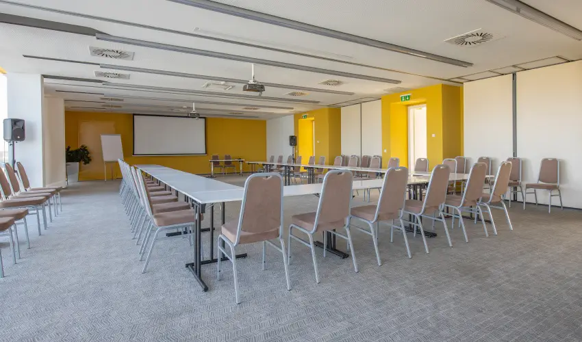 Hotel Yacht Wellness & Business Sifok