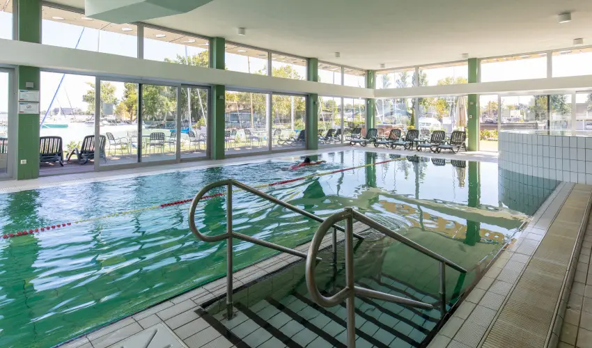 Hotel Yacht Wellness & Business Sifok