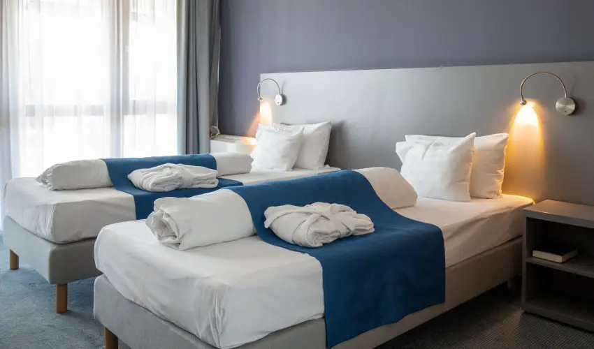 Hotel Yacht Wellness & Business Sifok