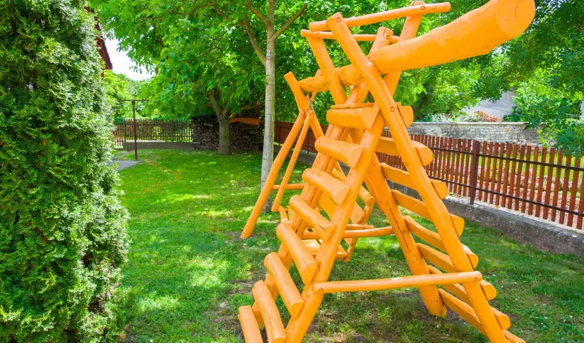 Huszr Vendghz rvnyes