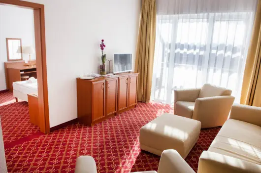 K�t Korona Konferencia & Wellness Hotel, Balatonsz�rsz�, Balatonf�red - 12 km