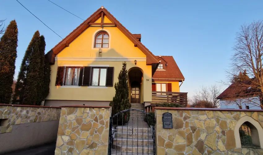 Márkói Vendégház Márkó