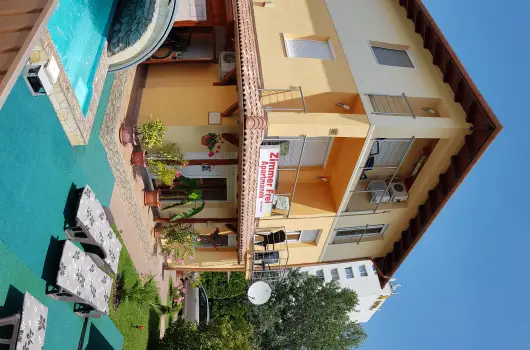 Napsug�r Resort, Si�fok, Balatonf�red - 17 km