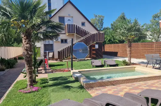 Napsug�r Villa A, Si�fok, Balatonf�red - 16 km