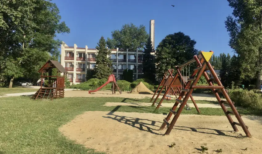 Nereus Park Hotel Balatonalmdi