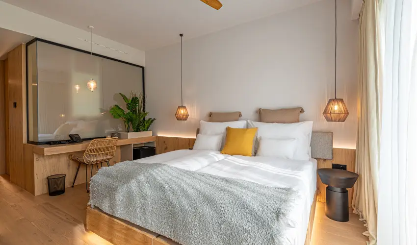 REED Luxury Hotel & Bistro Siófok