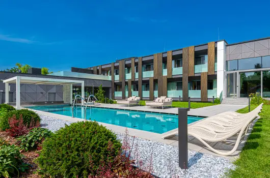 REED Luxury Hotel & Bistro, Si�fok, Balatonf�red - 12 km