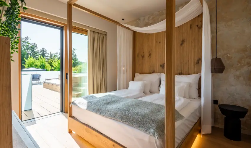 REED Luxury Hotel & Bistro Siófok