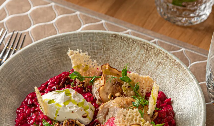 REED Luxury Hotel & Bistro Siófok